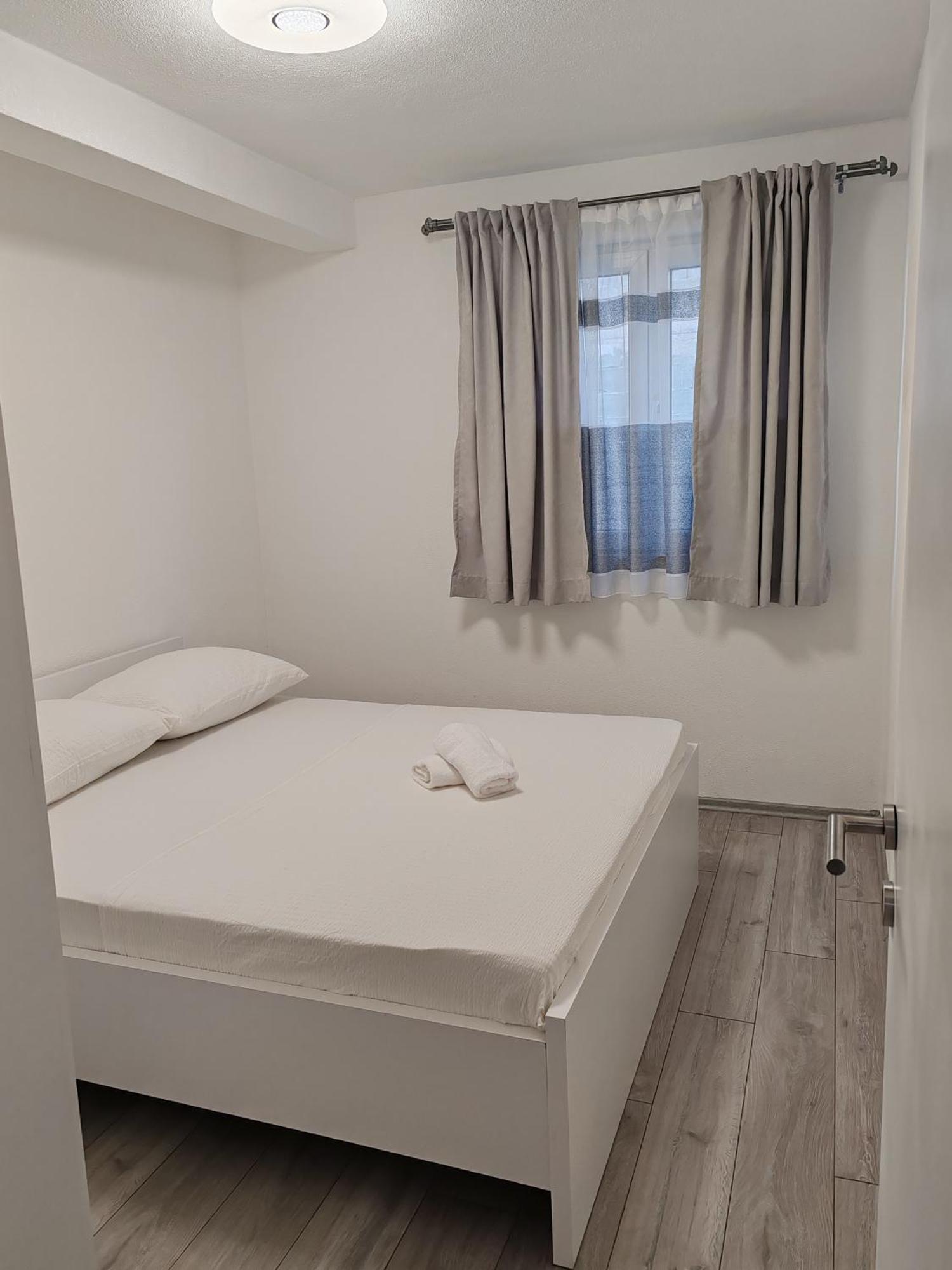 נאום Apartman Iva מראה חיצוני תמונה