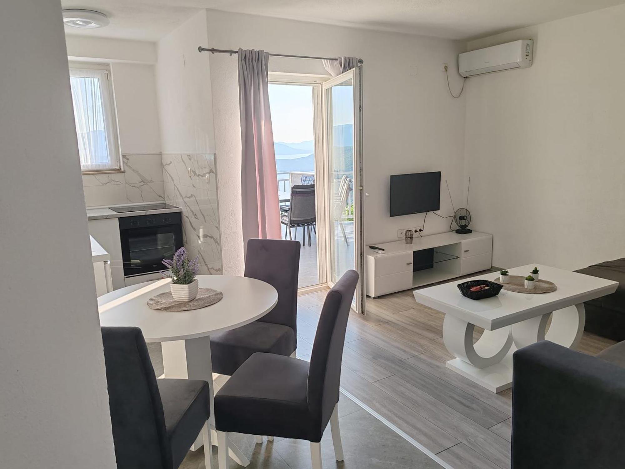 נאום Apartman Iva מראה חיצוני תמונה